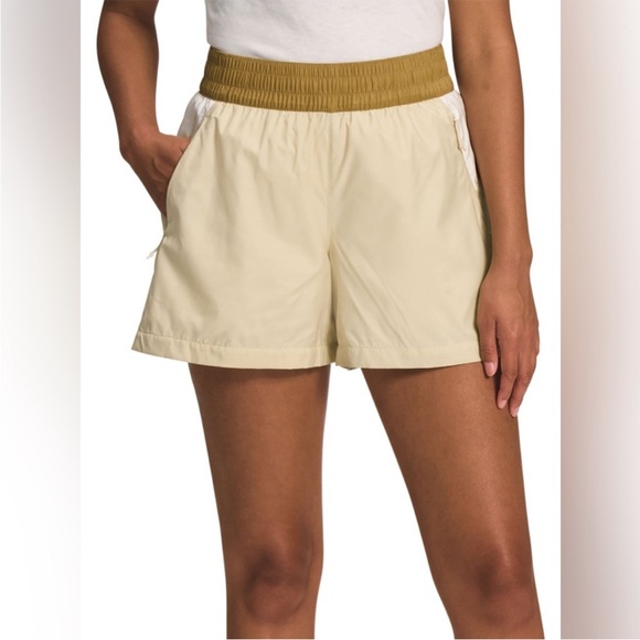 The North Face TNF X Shorts Size XL - Picture 3 of 9